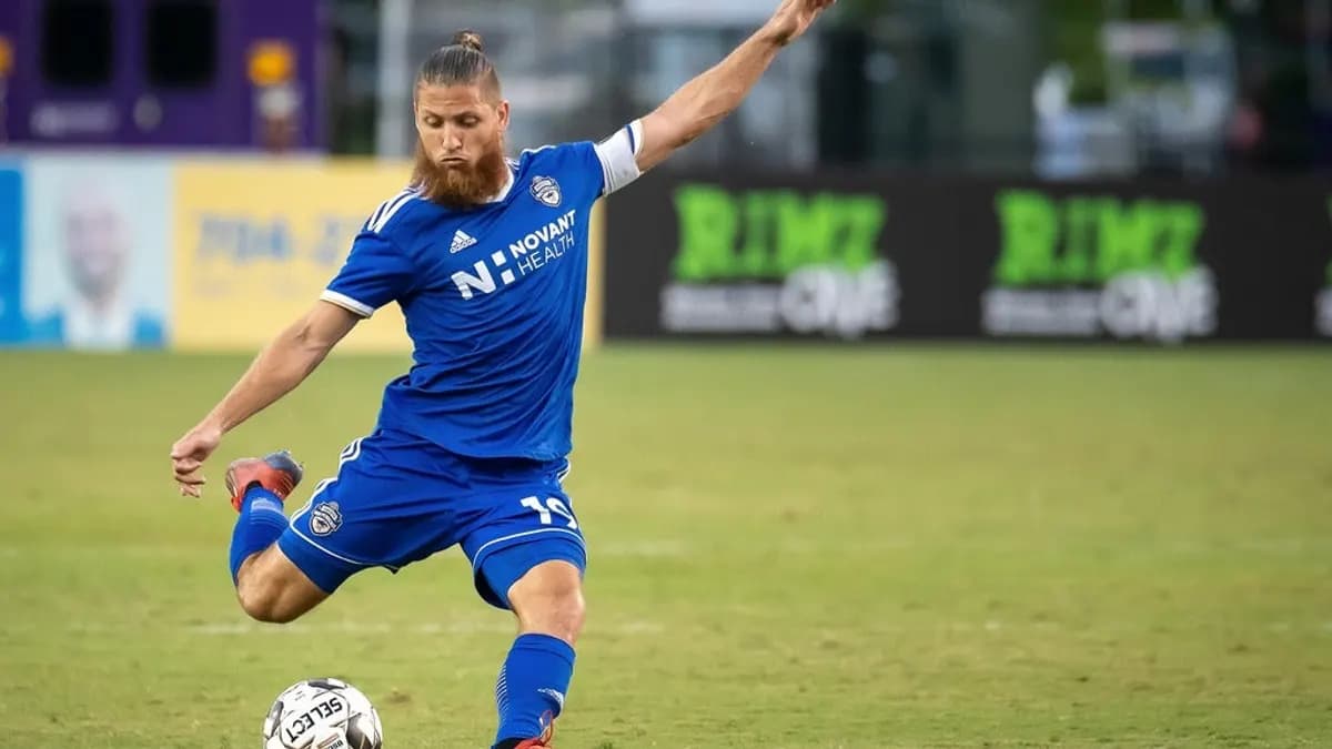 Charlotte Independence vs. Greenville Triumph SC tickets at American Legion Memorial Stadium