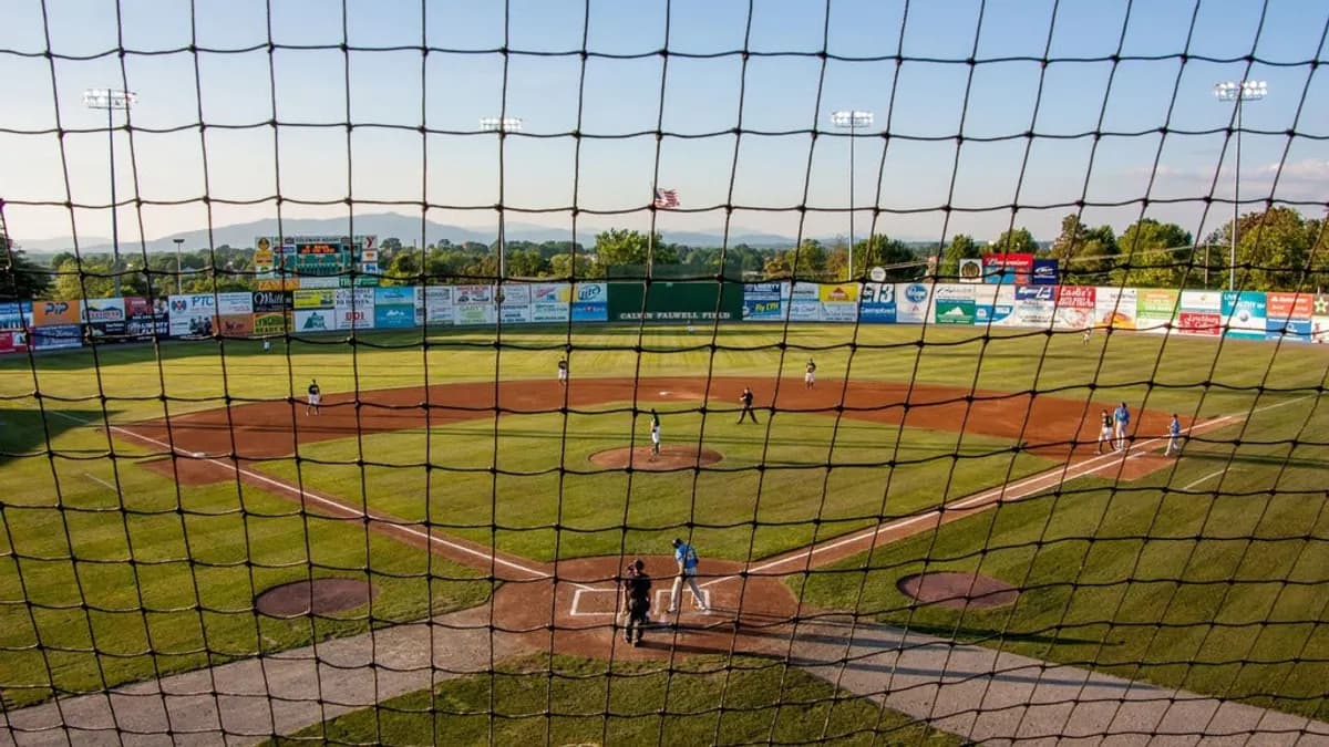 Jupiter Hammerheads vs. St. Lucie Mets tickets at Roger Dean Chevrolet Stadium